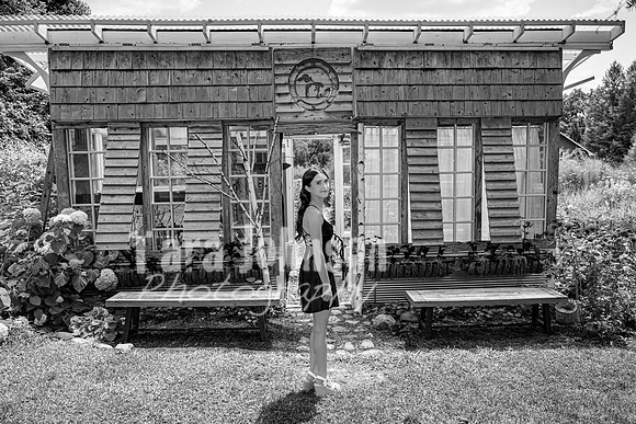 Margret Van Netten @ Terraces Flower Farm (BW-B) - TJP (86 of 100)