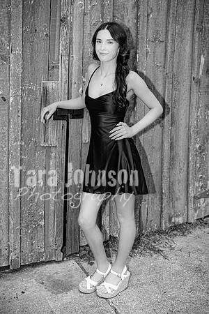 Margret Van Netten @ Terraces Flower Farm (BW-B) - TJP (96 of 100)