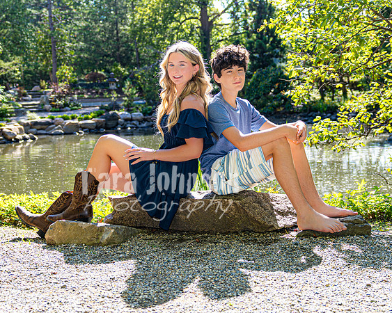 Schwartz Family @ Cranbrook House of Gardens - Color - TJP (15 of 18)