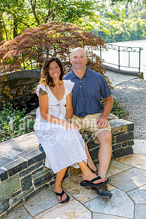 Schwartz Family @ Cranbrook House of Gardens - Color - TJP (17 of 18)