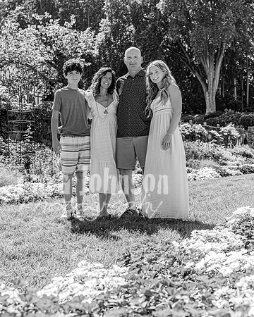 Schwartz Family @ Cranbrook House of Gardens - BW - TJP (6 of 18)