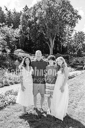 Schwartz Family @ Cranbrook House of Gardens - BW - TJP (1 of 18)