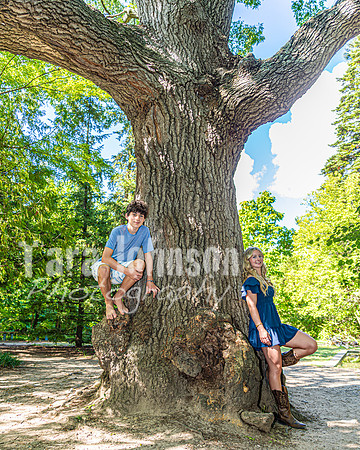 Schwartz Family @ Cranbrook House of Gardens - Color - TJP (14 of 18)