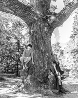 Schwartz Family @ Cranbrook House of Gardens - BW - TJP (14 of 18)