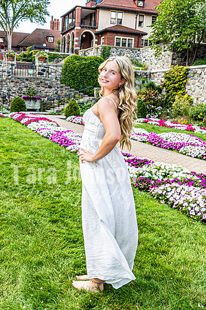 Avery Schwartz @ Cranbrook House of Gardens - Color - TJP (2 of 69)