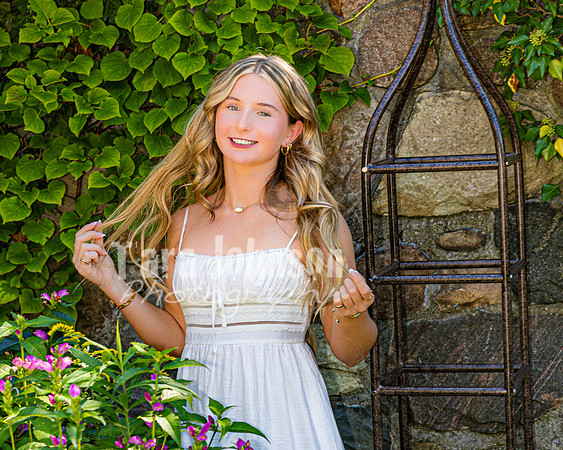 Avery Schwartz @ Cranbrook House of Gardens - Color - TJP (14 of 69)