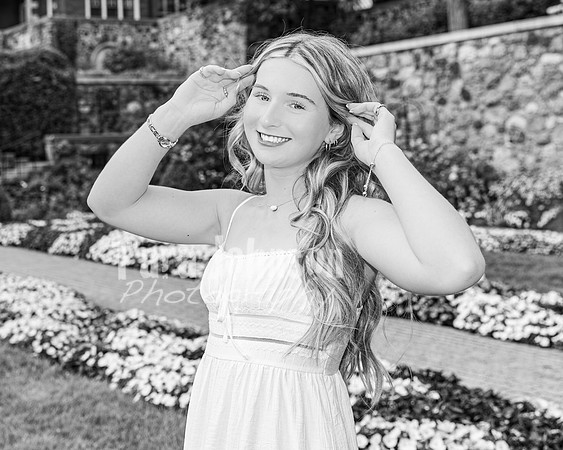 Avery Schwartz @ Cranbrook House of Gardens - BW - TJP (4 of 69)