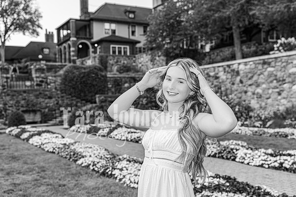 Avery Schwartz @ Cranbrook House of Gardens - BW - TJP (3 of 69)
