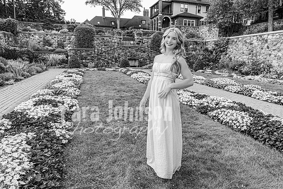 Avery Schwartz @ Cranbrook House of Gardens - BW - TJP (1 of 69)
