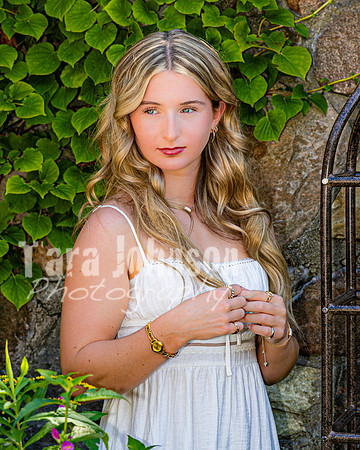 Avery Schwartz @ Cranbrook House of Gardens - Color - TJP (20 of 69)
