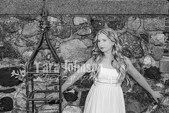 Avery Schwartz @ Cranbrook House of Gardens - BW - TJP (30 of 69)