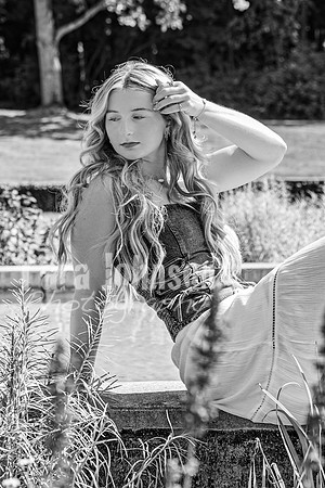 Avery Schwartz @ Cranbrook House of Gardens - BW - TJP (36 of 69)