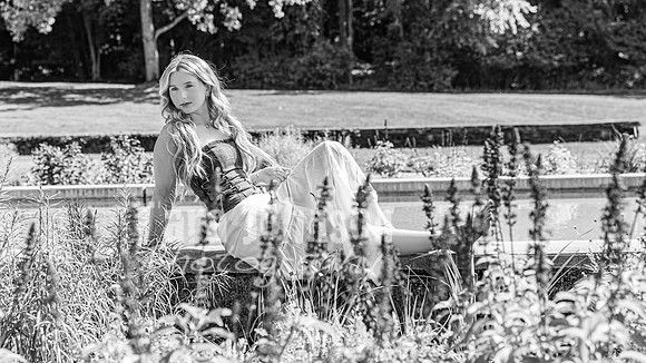 Avery Schwartz @ Cranbrook House of Gardens - BW - TJP (38 of 69)
