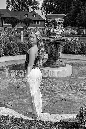 Avery Schwartz @ Cranbrook House of Gardens - BW - TJP (45 of 69)