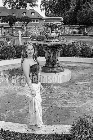 Avery Schwartz @ Cranbrook House of Gardens - BW - TJP (47 of 69)