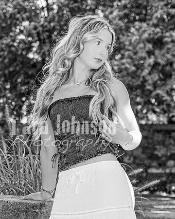 Avery Schwartz @ Cranbrook House of Gardens - BW - TJP (61 of 69)
