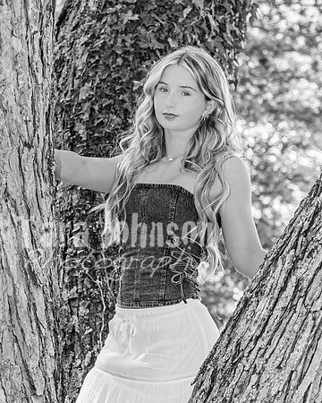 Avery Schwartz @ Cranbrook House of Gardens - BW - TJP (63 of 69)