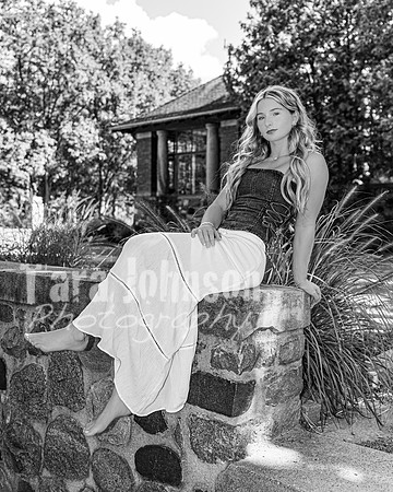 Avery Schwartz @ Cranbrook House of Gardens - BW - TJP (58 of 69)