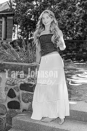 Avery Schwartz @ Cranbrook House of Gardens - BW - TJP (60 of 69)