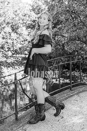 Avery Schwartz @ Cranbrook House of Gardens - BW - TJP (65 of 69)