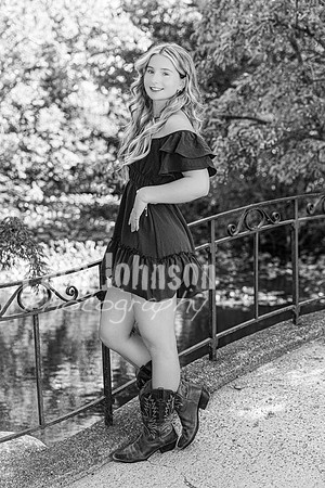 Avery Schwartz @ Cranbrook House of Gardens - BW - TJP (67 of 69)