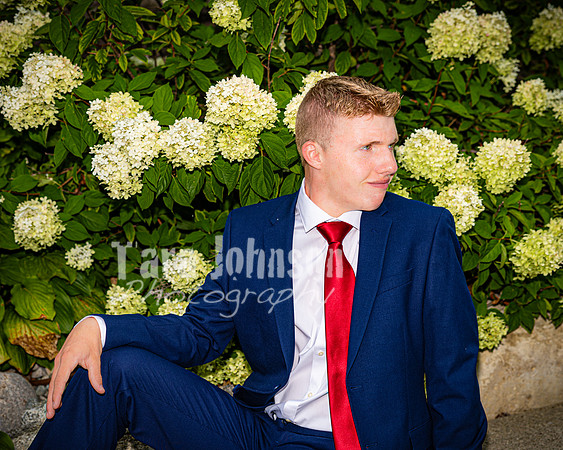 Justin Witt in Downtown Milford - Color - TJP (10 of 48)