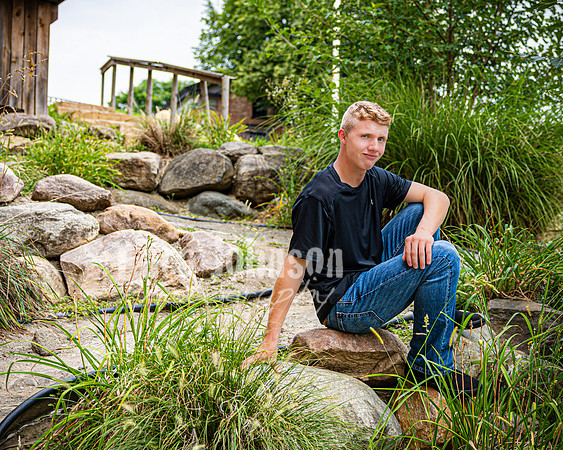 Justin Witt in Downtown Milford - Color - TJP (33 of 48)