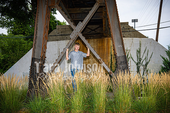 Justin Witt in Downtown Milford - Color - TJP (40 of 48)