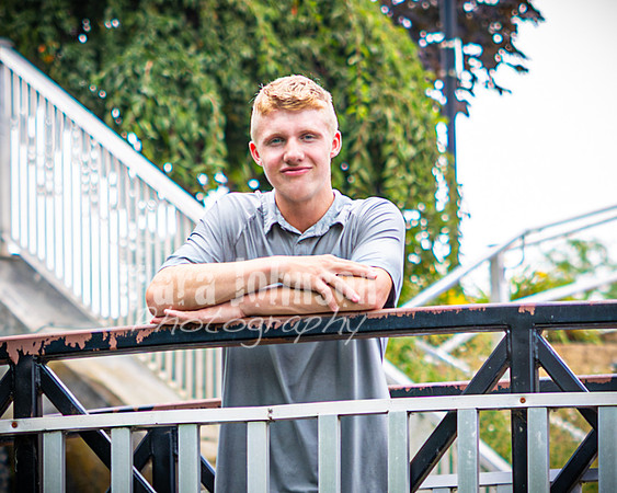 Justin Witt in Downtown Milford - Color - TJP (48 of 48)