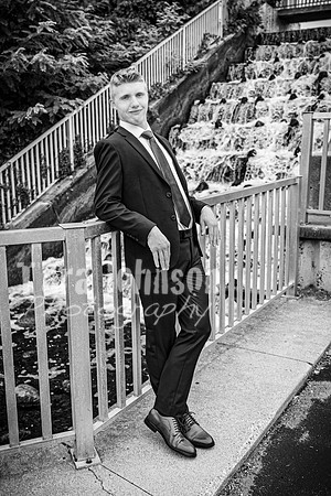Justin Witt in Downtown Milford - BW - TJP (5 of 48)