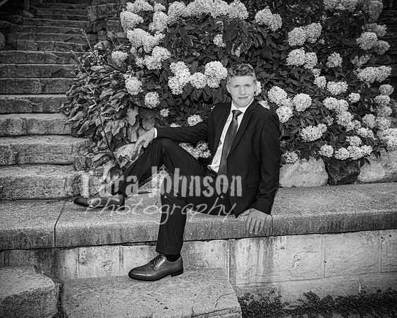 Justin Witt in Downtown Milford - BW - TJP (8 of 48)