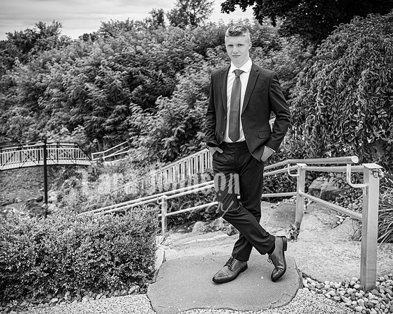 Justin Witt in Downtown Milford - BW - TJP (17 of 48)