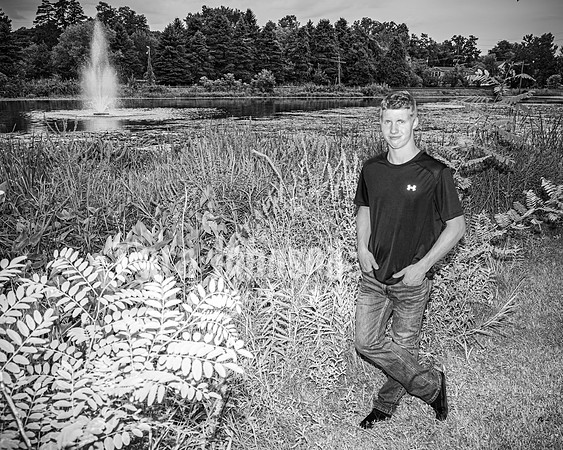Justin Witt in Downtown Milford - BW - TJP (20 of 48)