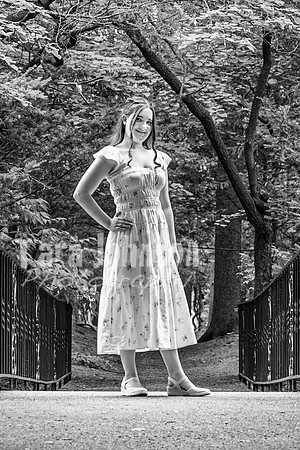 Mercedes Beyersdorf @ Cranbrook House of Gardens - BW - TJP (11 of 33)