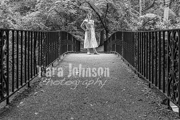 Mercedes Beyersdorf @ Cranbrook House of Gardens - BW - TJP (10 of 33)