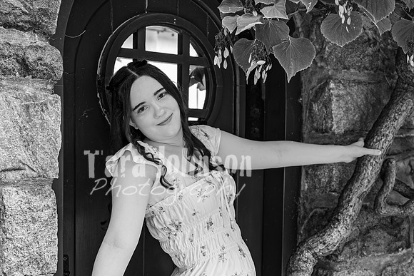 Mercedes Beyersdorf @ Cranbrook House of Gardens - BW - TJP (20 of 33)