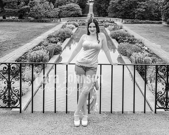 Mercedes Beyersdorf @ Cranbrook House of Gardens - BW - TJP (22 of 33)