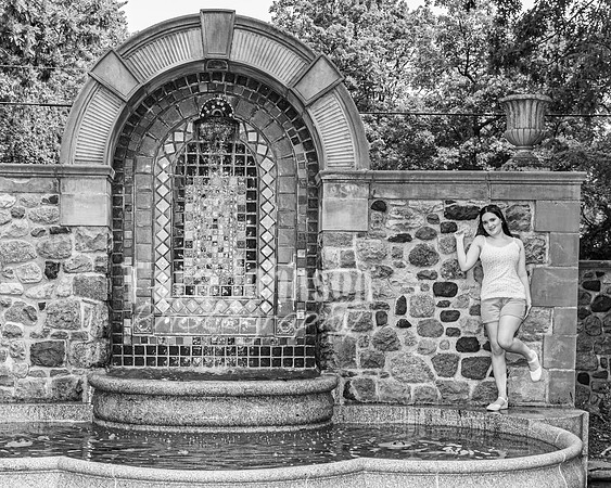 Mercedes Beyersdorf @ Cranbrook House of Gardens - BW - TJP (29 of 33)