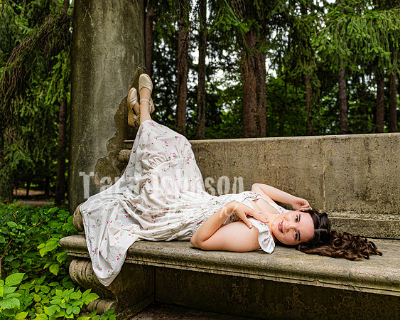 Mercedes Beyersdorf @ Cranbrook House of Gardens - Color - TJP (6 of 33)