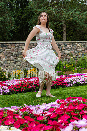 Mercedes Beyersdorf @ Cranbrook House of Gardens - Color - TJP (17 of 33)