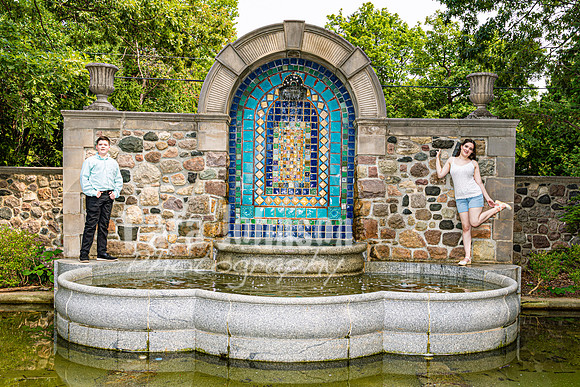 Beyersdorf Family @ Cranbrook House of Gardens - Color - TJP (10 of 15)