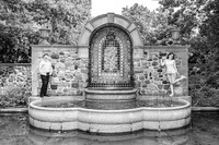 Beyersdorf Family @ Cranbrook House of Gardens - BW - TJP (11 of 15)