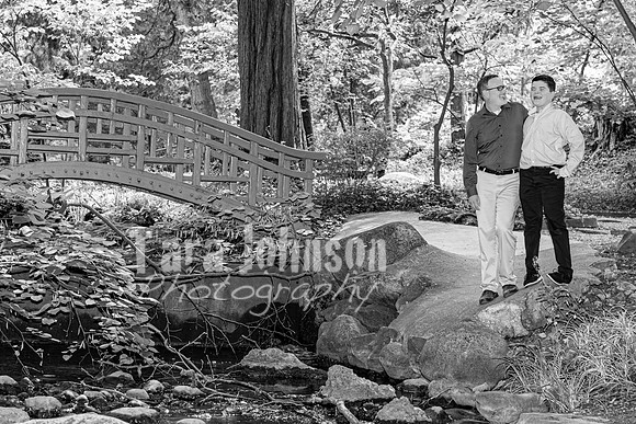 Beyersdorf Family @ Cranbrook House of Gardens - BW - TJP (13 of 15)