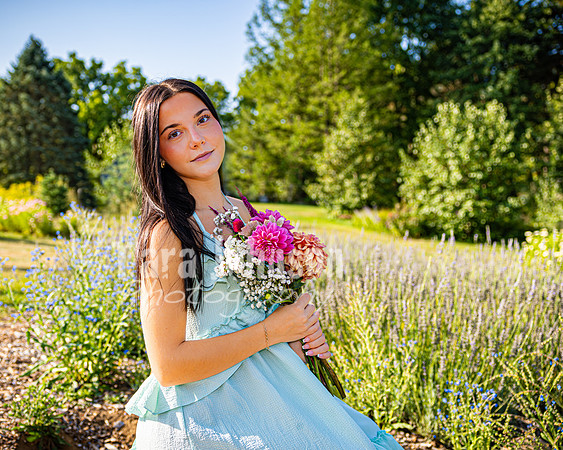 Hannah Horton @ Terraces Flower Farm & Cedar Island - Color - TJP (15 of 104)