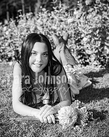 Hannah Horton @ Terraces Flower Farm & Cedar Island - BW - TJP (17 of 104)