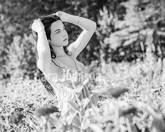 Hannah Horton @ Terraces Flower Farm & Cedar Island - BW - TJP (20 of 104)