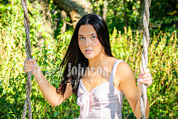 Hannah Horton @ Terraces Flower Farm & Cedar Island - Color - TJP (33 of 104)