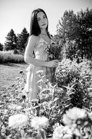 Hannah Horton @ Terraces Flower Farm & Cedar Island - BW - TJP (19 of 104)