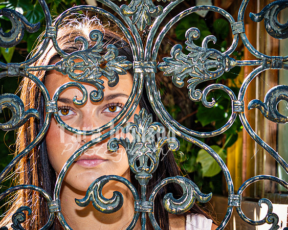 Hannah Horton @ Terraces Flower Farm & Cedar Island - Color - TJP (42 of 104)