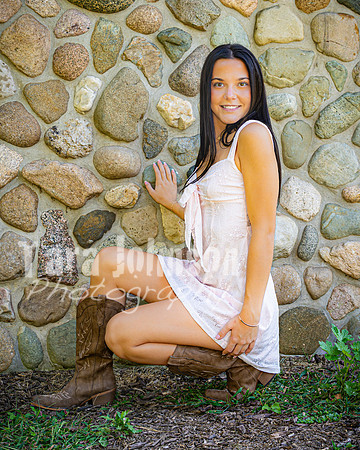 Hannah Horton @ Terraces Flower Farm & Cedar Island - Color - TJP (47 of 104)